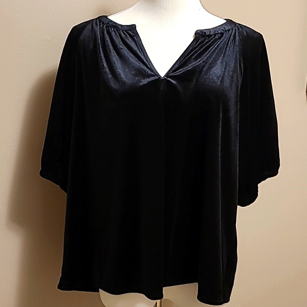 GAP Velvet Black Women's Top